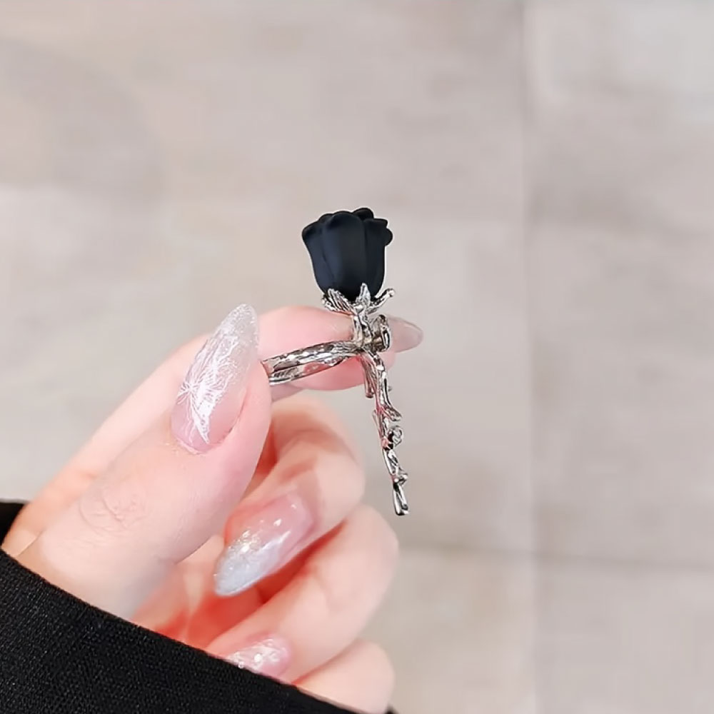 Anillo Ajustable Gótico Plateado con Rosa Negra - Imagen 3
