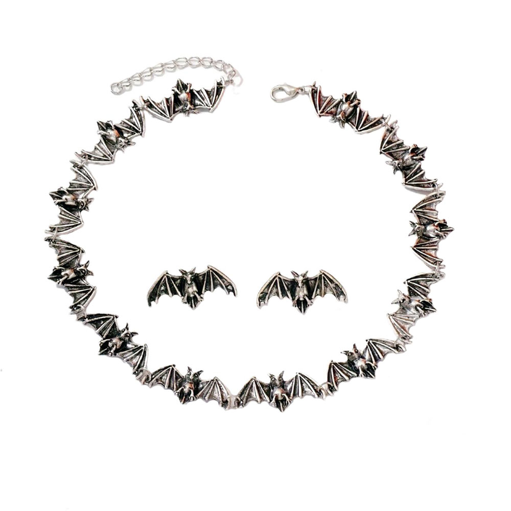 Set de Collar y Aretes Murcielago estilo Gótico